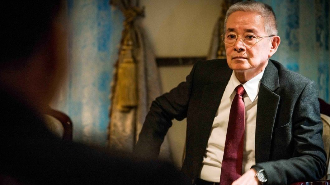 石峰飾演李登輝。(圖/費思兔文化娛樂提供)