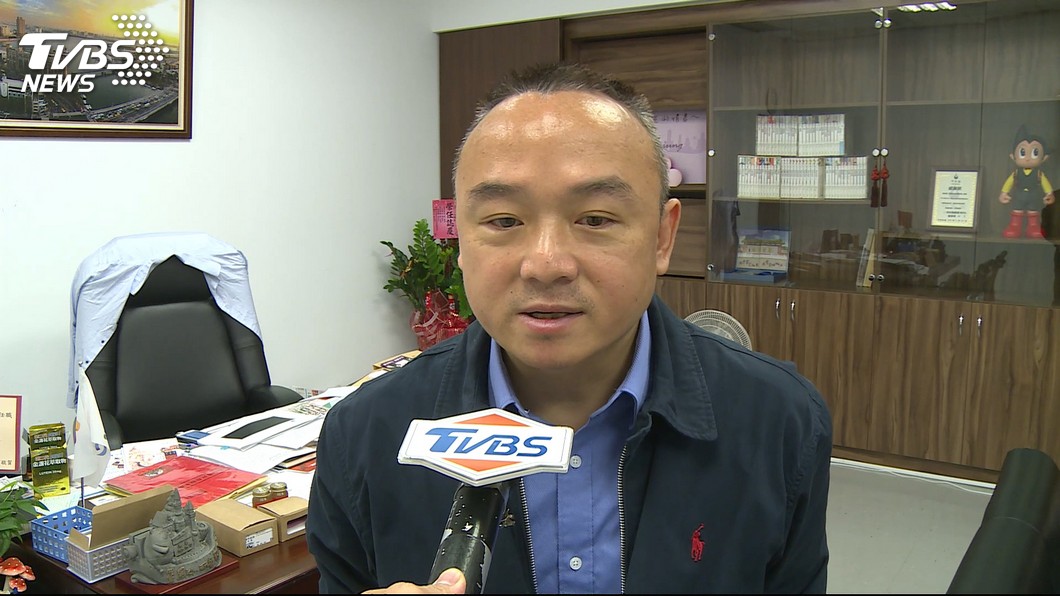 潘恆旭屢被質疑發言不當,行事風格與韓國瑜差異甚大。(圖/TVBS)