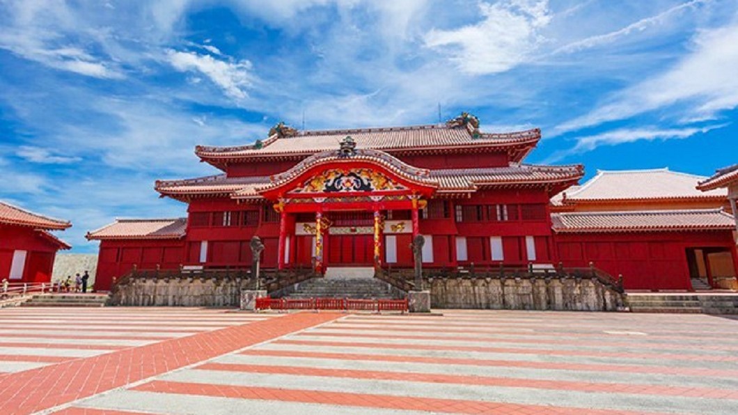 沖繩景點四季玩法-首里城。(圖/Tripbaa趣吧!亞洲自由行專家)