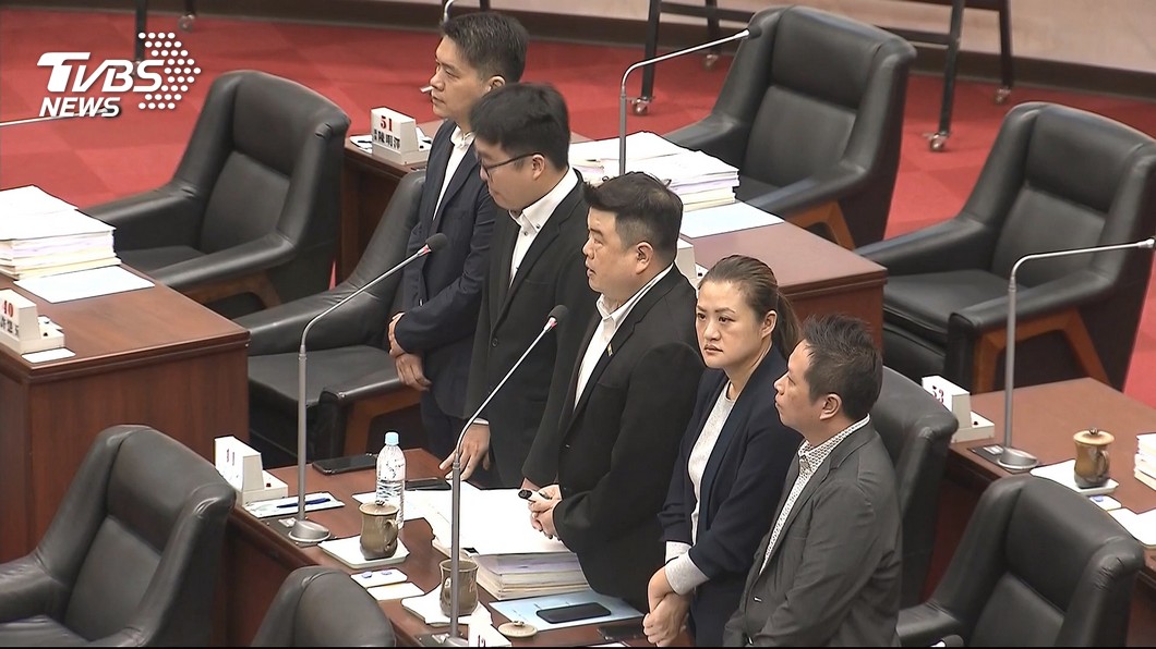 簡煥宗與其他議員在上週五的總質詢砲火猛烈。圖／TVBS