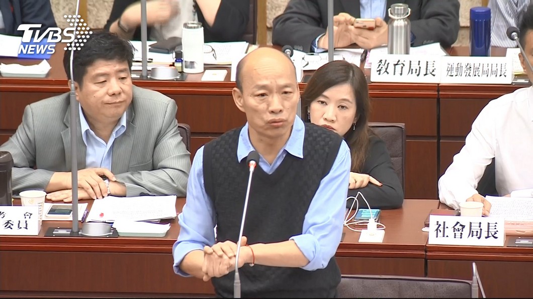 高雄市長韓國瑜表示這是特例，已要求6月底前補完所有箱涵破洞。圖／TVBS