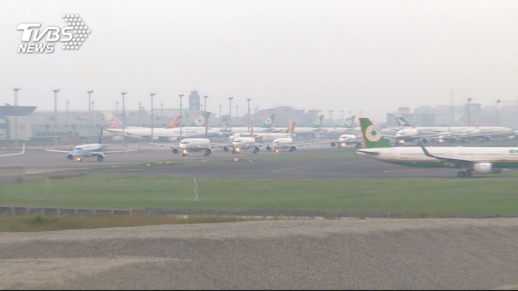 圖／TVBS 若颱風來襲　民航局：部分機場關閉滑行道停放航機