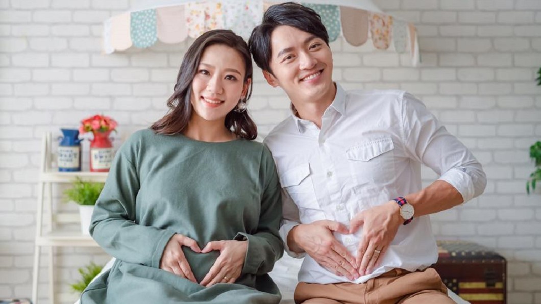 馬俊麟和妻子梁敏婷。(圖/翻攝自馬俊麟臉書)