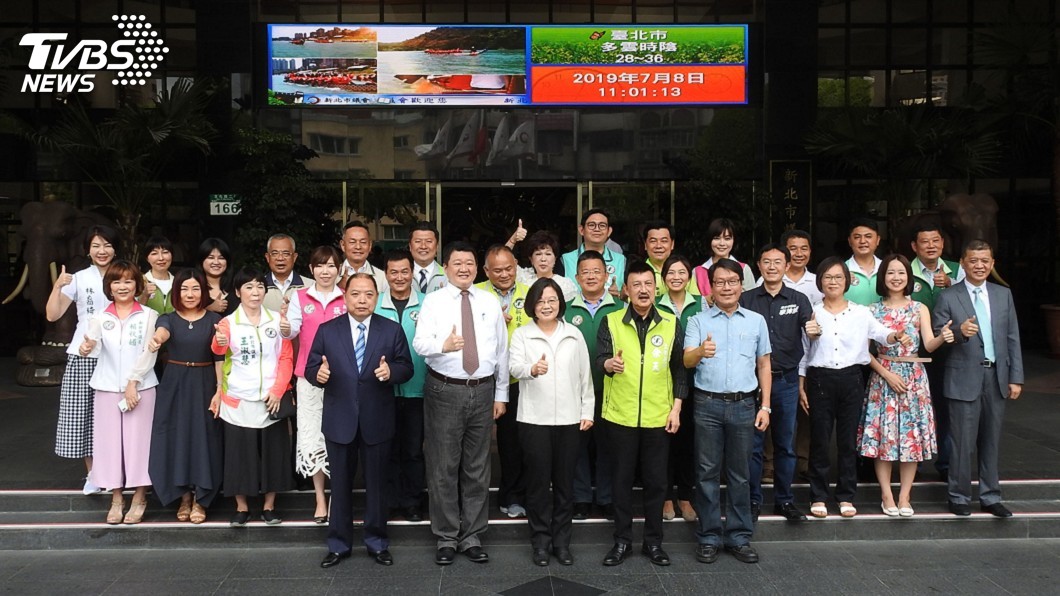 圖/中央社 蔡總統與新北議員便當會 深入了解基層民意