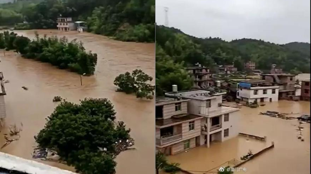 大陸福建省受暴雨襲擊,損失慘重。圖/翻攝自微博