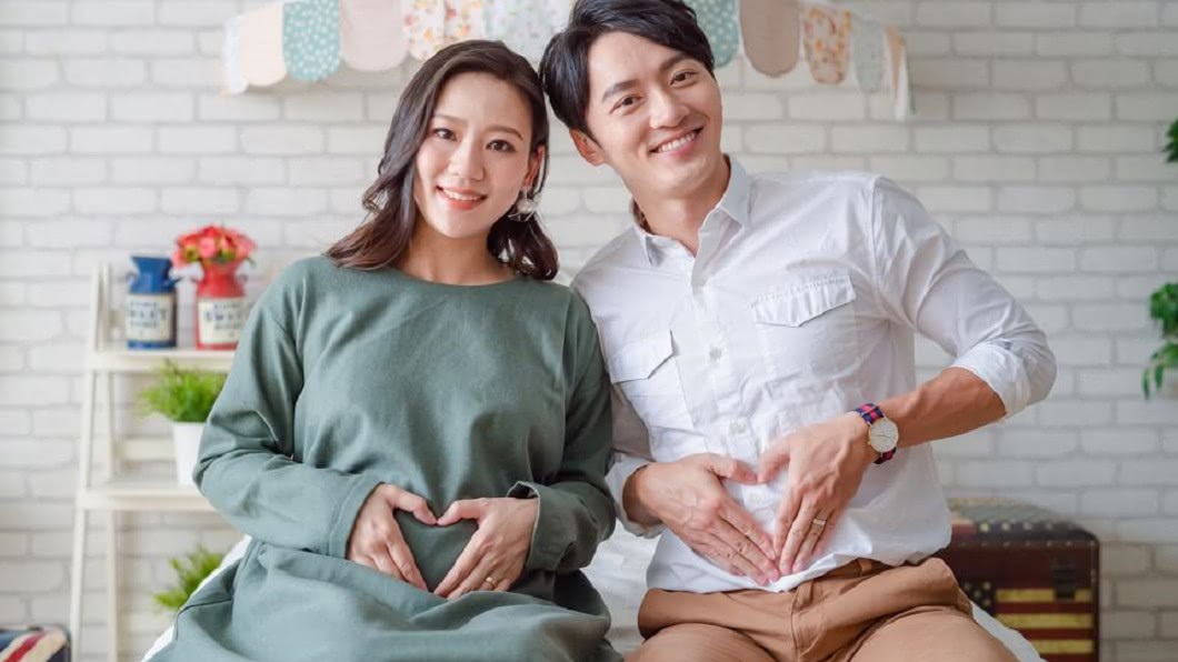 馬俊麟和妻子梁敏婷。(圖/翻攝自馬俊麟臉書)