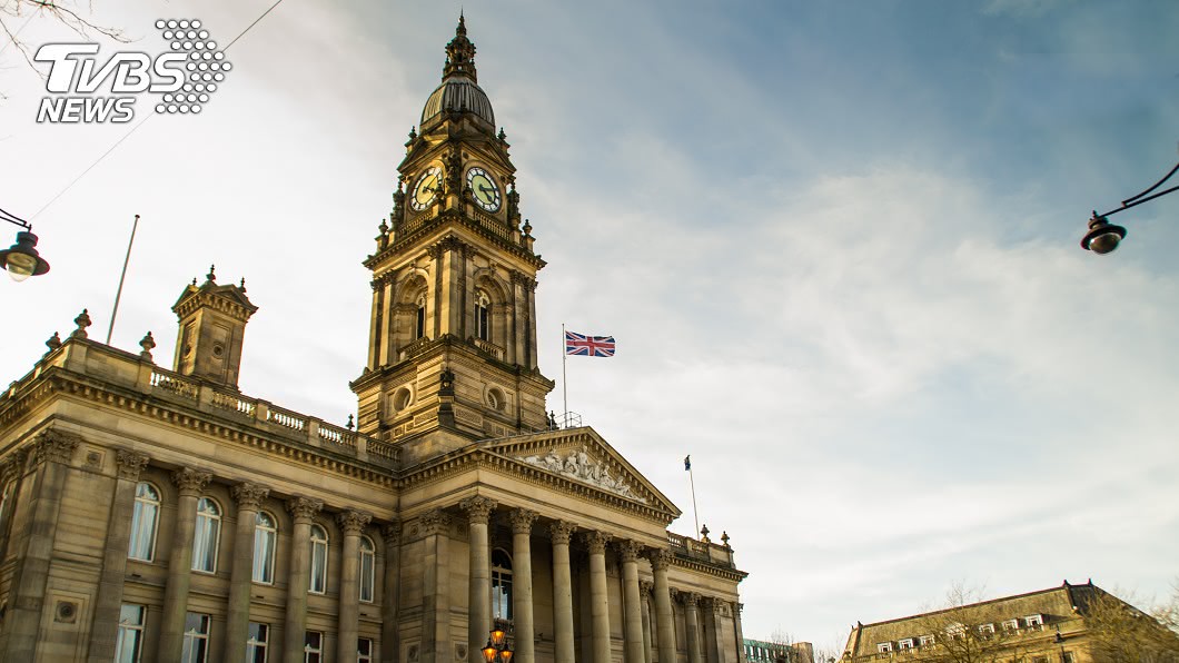 博爾頓市政廳(Bolton Town Hall)。圖/TVBS