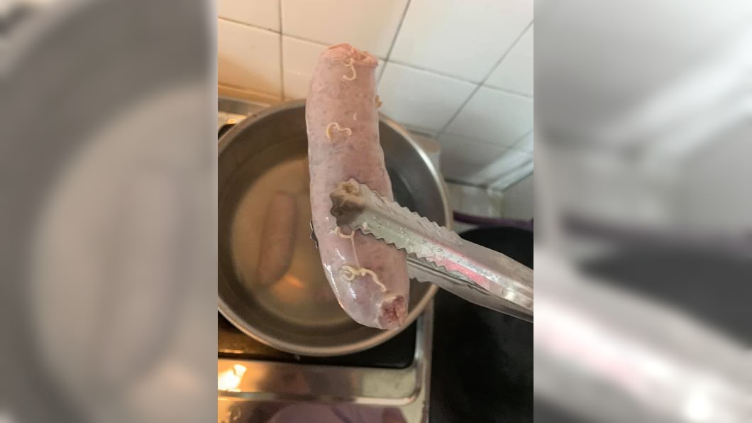 原PO看到水煮香腸嚇壞。圖/翻攝自爆怨公社