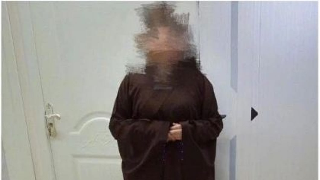一名女網友分享,之前有一任男友說要買情趣制服給她穿,原以為對方開竅了,但看到之後卻傻眼,竟然是尼姑袈裟照。(圖/翻攝自微博)