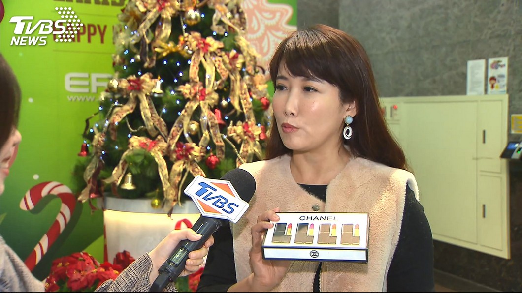 郭陣營永齡基金會副執行長蔡沁瑜表示,國民黨是否換瑜,那是他們的家務事。(圖/TVBS)