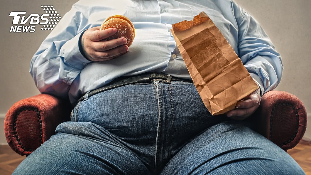 許多人會認為有錢人大多是胖子。示意圖／TVBS 胖是因為窮？　日調查：收入會影響生活習慣