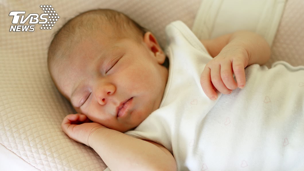示意圖，非當事人(圖／TVBS) 注意了！３種錯誤睡法　寶寶猝死風險增