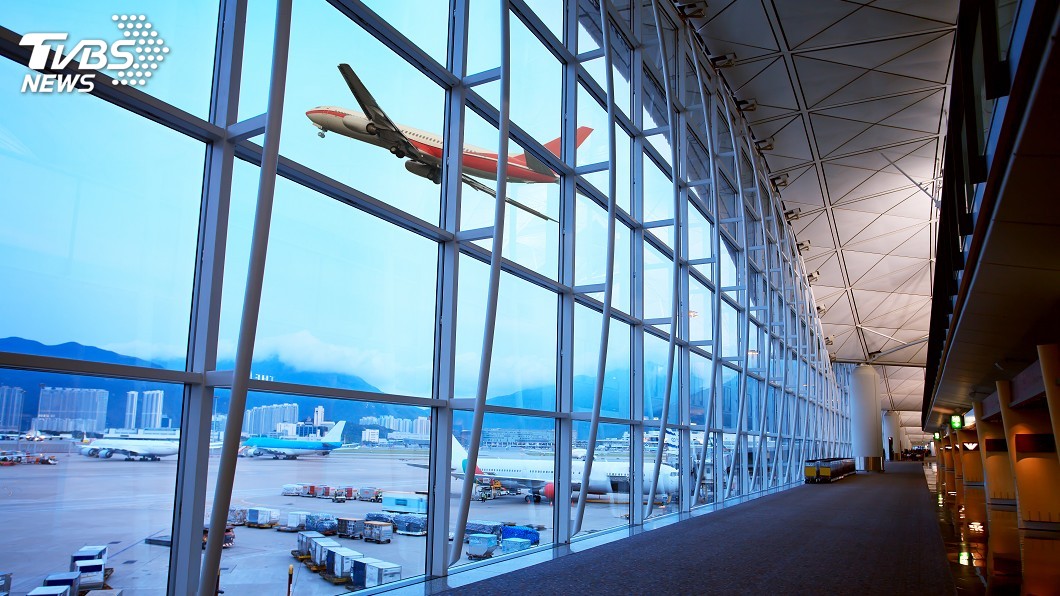 示意圖／TVBS 因應旅客減少　航空公司可保留香港機場起降時段