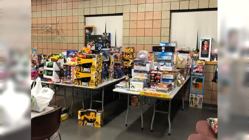 警局幫忙募集二手玩具，準備分送給需要的家庭 (圖／翻攝自臉書Franklin Police Department)