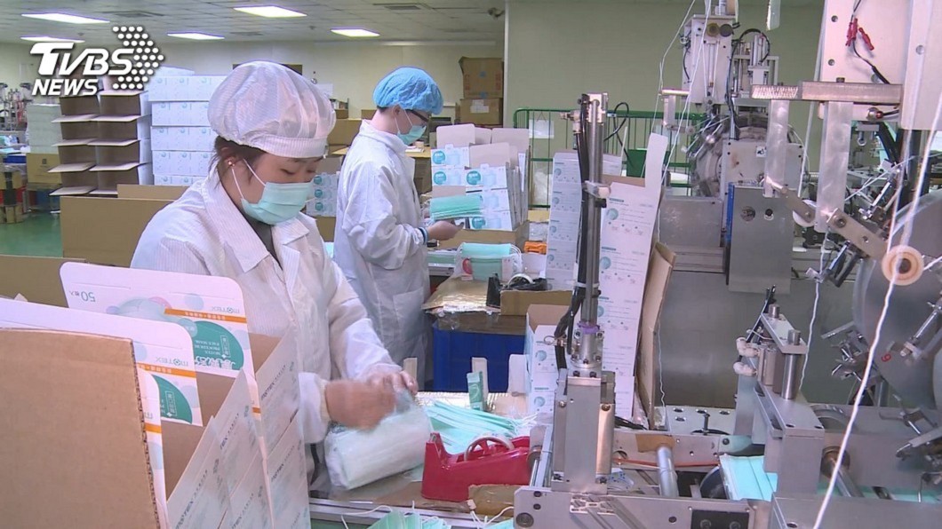 華新口罩工廠目前被政府徵用4條生產線。(圖／TVBS資料照)