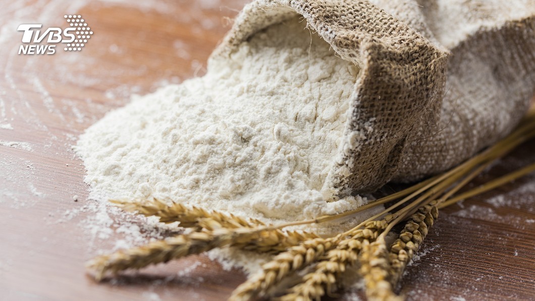 過期麵粉有吸附油汙的功用。（示意圖／shutterstock達志影像）