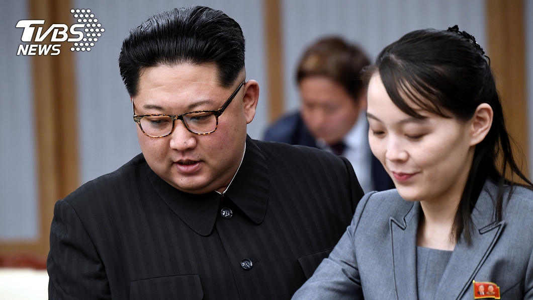 北韓領導人金正恩胞妹金與正可能將被指定為正式繼承人。(圖／達志影像路透社)