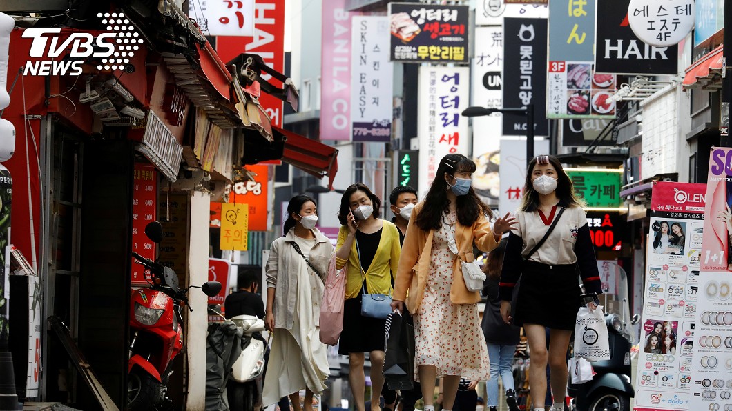 大首爾地區仍持續出現群聚感染。（圖／達志影像路透社）