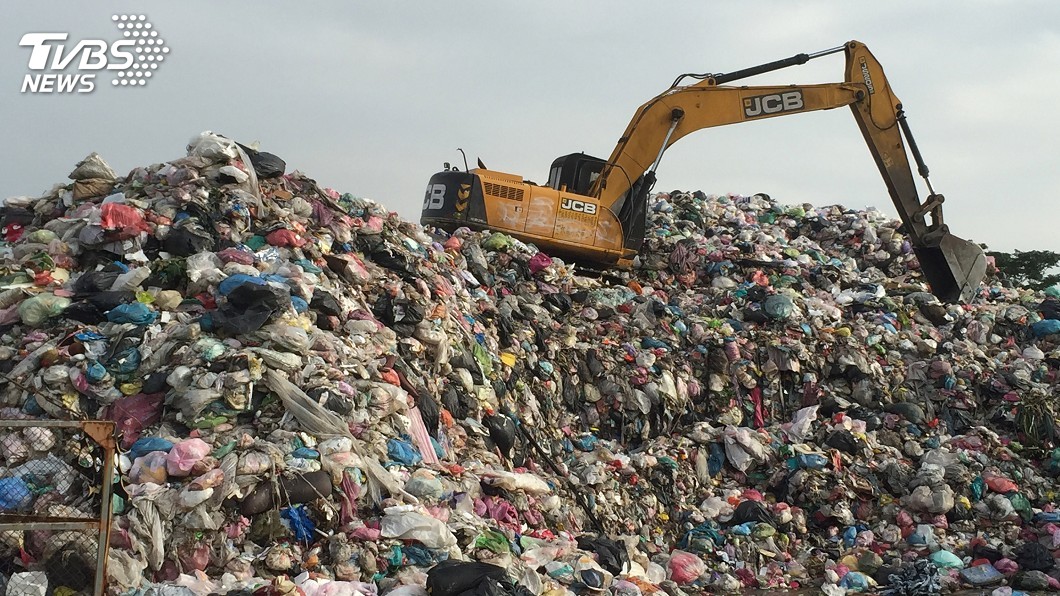 雲林縣內堆置8萬多公噸垃圾待去化。（圖／中央社）