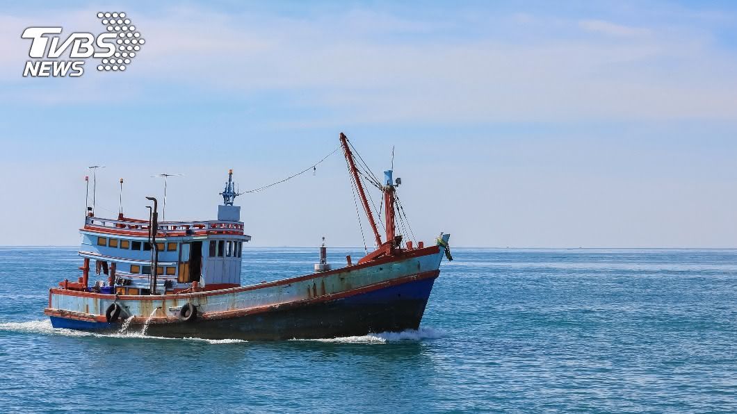 菲國一艘漁船與一艘中國貨輪相撞。（示意圖／TVBS）