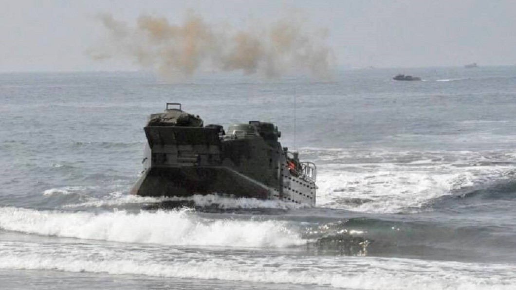 海軍陸戰隊昨天操演，外海翻覆3人命危。（圖／翻攝自海軍陸戰隊臉書）