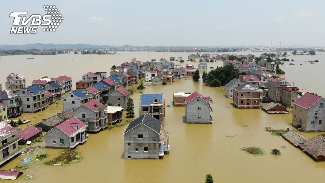 中國長江流域多處洪水致災。（圖／達志影像路透社） 長江暴雨引洪水　24省2300萬人次受災