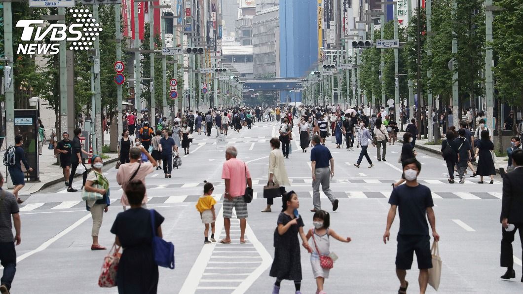 東京都等地昨天新增病例都創當地新高，造成日本單日981例續創紀錄。（圖／達志影像美聯社）