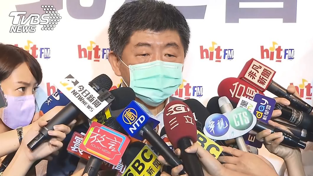 指揮官陳時中表示台灣是透過第一線醫療人員幫大家普篩。（圖／TVBS）