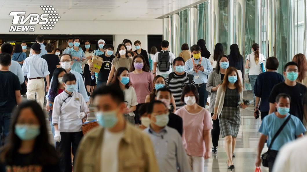 香港發現感染新冠病毒痊癒後僅短時間具免疫力。（圖／達志影像路透社） 港患者2次染新冠病毒　專家：只有短期免疫力