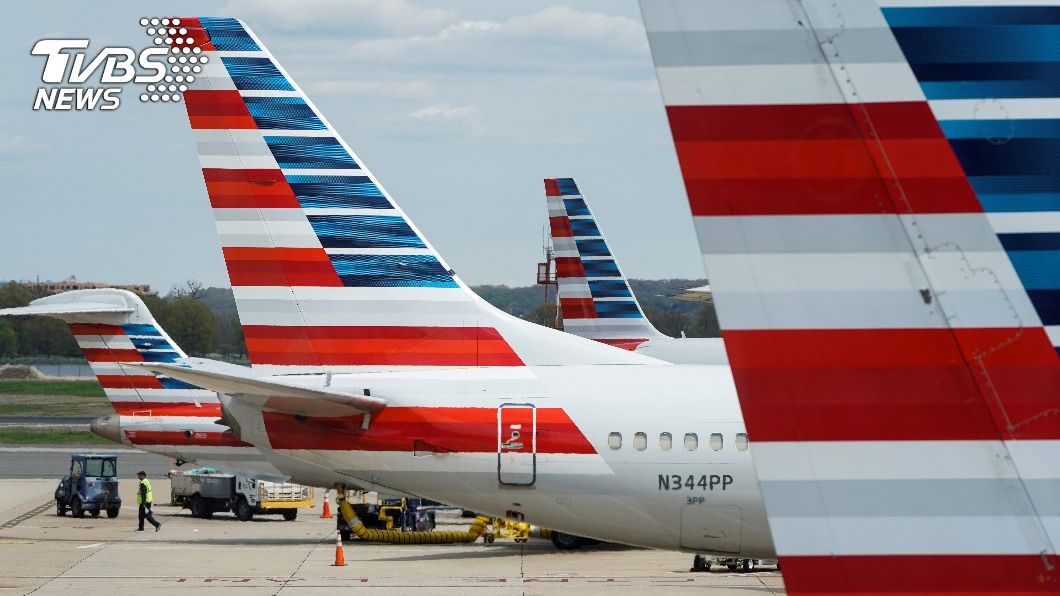 受疫情衝擊，美國航空公司將自10月起縮減1萬9000個工作機會。（圖／達志影像路透社）