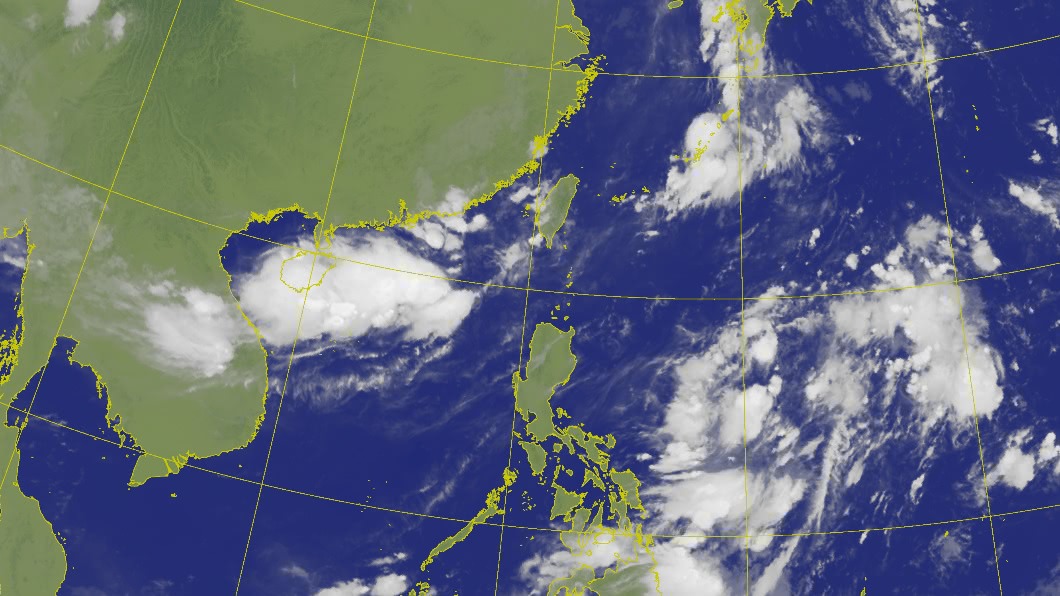 受「巴威」颱風尾影響，中南部今明防致災性豪雨。（圖／中央氣象局）