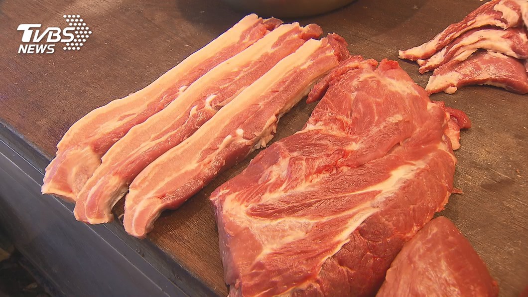 新北市長侯友宜表示將清查散裝加工肉品攤位。（圖／TVBS）