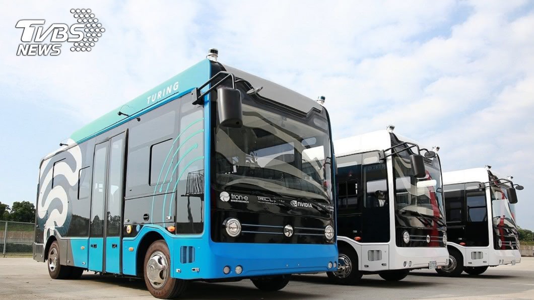 北市自駕巴士將再信義路公車專用道進行測試。（圖／中央社）