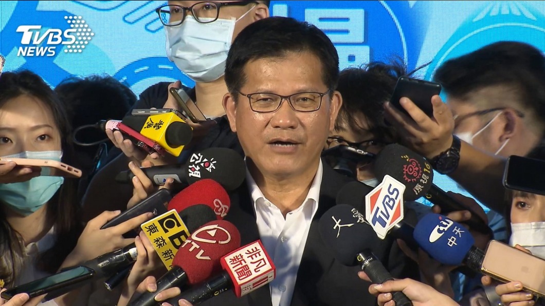 交通部長林佳龍表示，安心旅遊補助將續辦到10月底。（圖／TVBS）