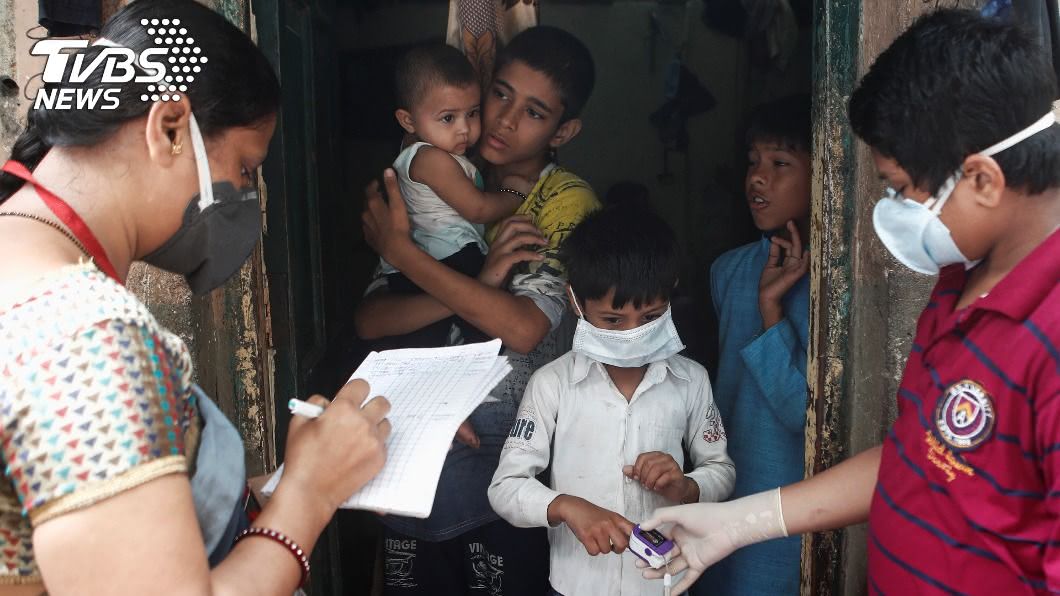 印度新冠肺炎死亡人數破10萬，為全球第3高。（圖／達志影像路透社）