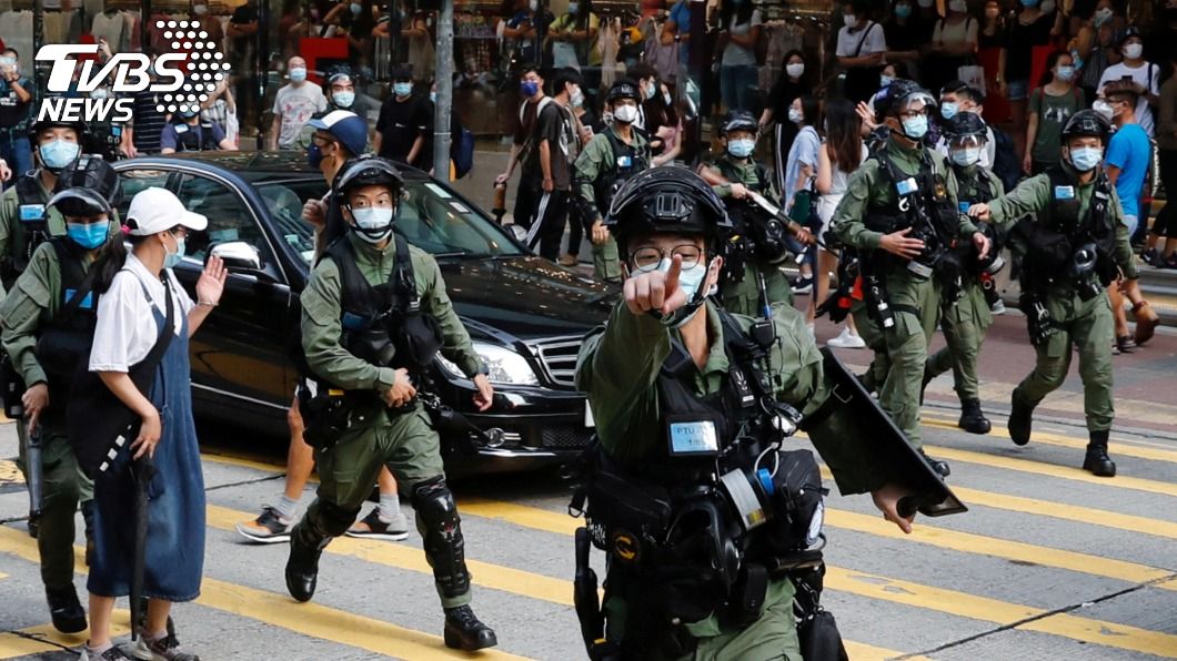 香港特務警傳出添加至1200人，挨批「軍事化」執勤讓民眾壓力大增。（圖／達志影像路透社）