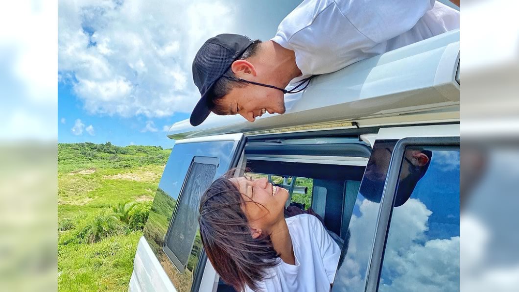 宥勝帶著妻小日前以露營車為家。（圖／翻攝自宥勝臉書）