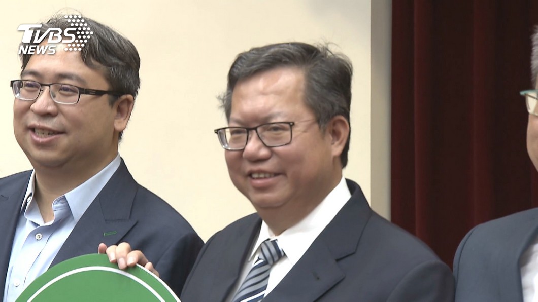 桃園市長鄭文燦接受專訪談到2024總統大選，他坦言不能說不動如山。（圖／TVBS資料畫面）