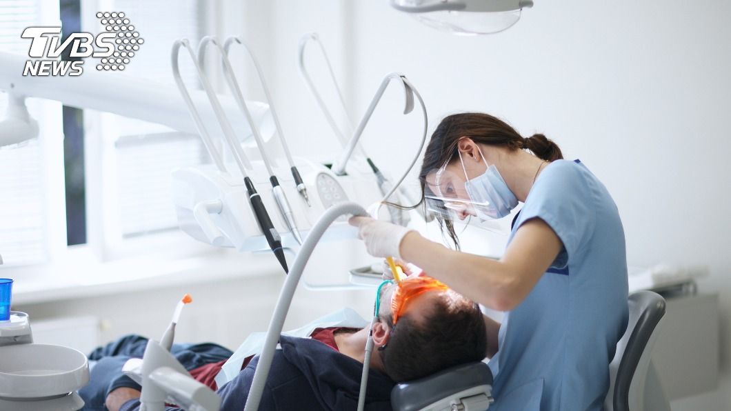 看牙醫是許多人害怕的事情。（示意圖／shutterstock達志影像）