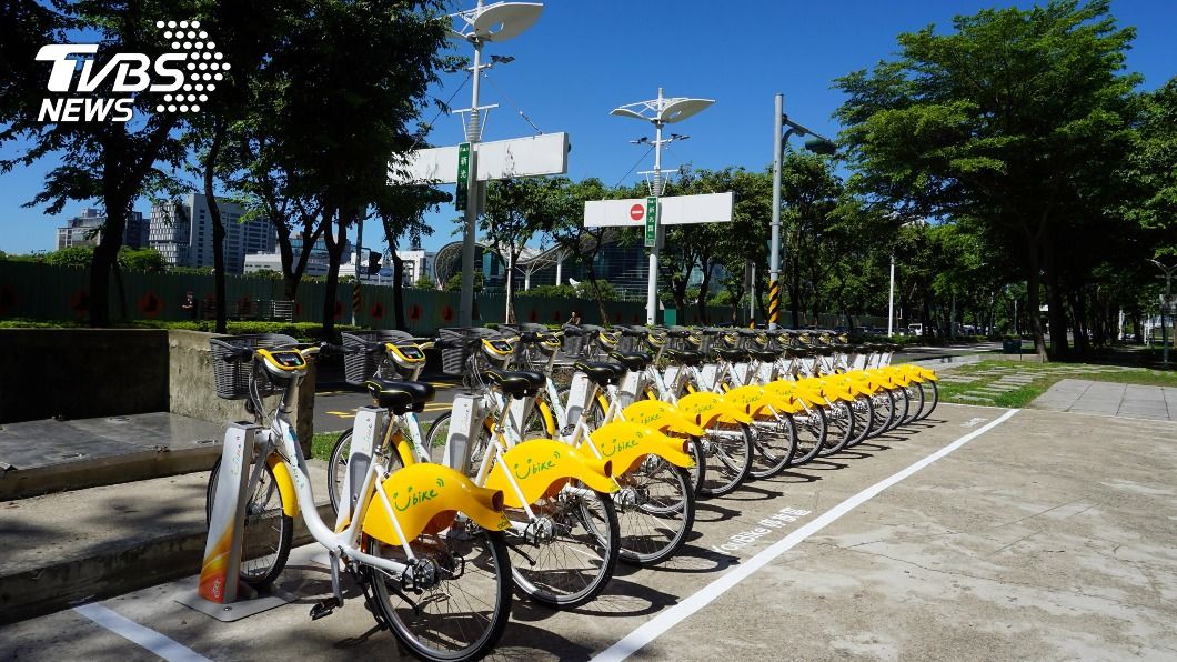 高雄市微笑單車車鈴上出現簡體字，交通部已責成微笑單車公司29日之前完成更換。（圖／中央社）