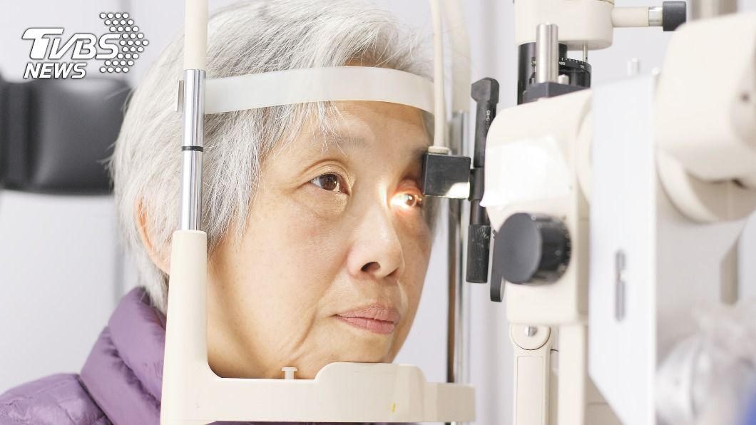 糖尿病會造成視網膜病變，導致視力變差。（示意圖／shutterstock達志影像）