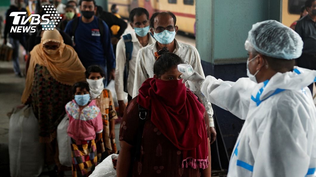 印度新冠肺炎確診案例破千萬是全球第2高。（圖／達志影像路透社）