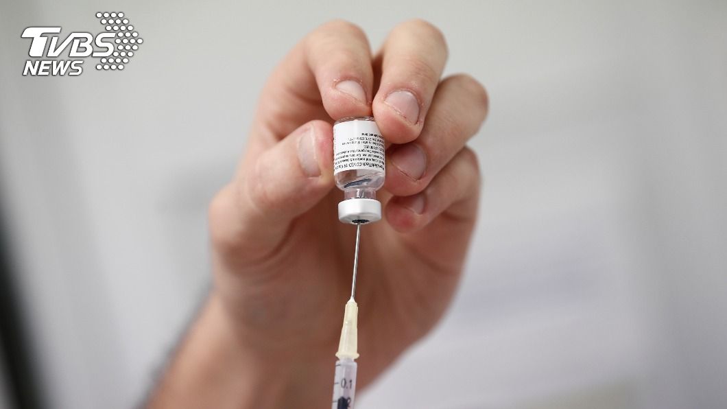 特殊情況下，輝瑞疫苗可以在21到28天後幾週再接種第2劑。（示意圖／達志影像路透社）