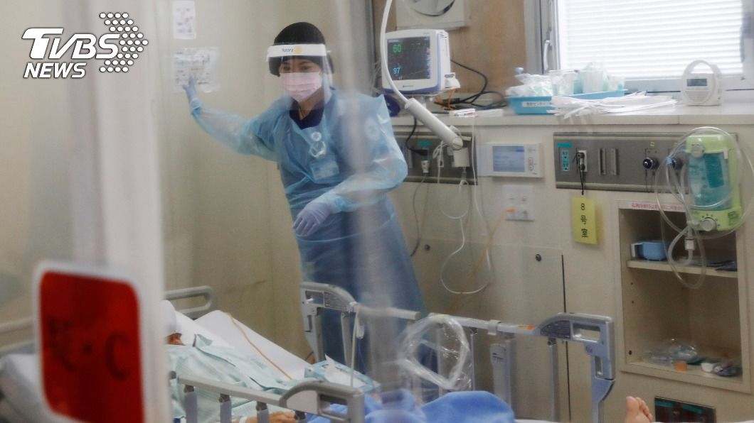 日本疫情若繼續惡化，醫療體系恐面臨更巨大壓力。（圖／達志影像路透社）