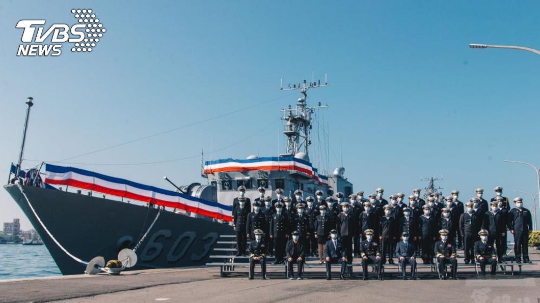 海軍在高雄舉行「錦江軍艦」除役典禮。（圖／中央社）