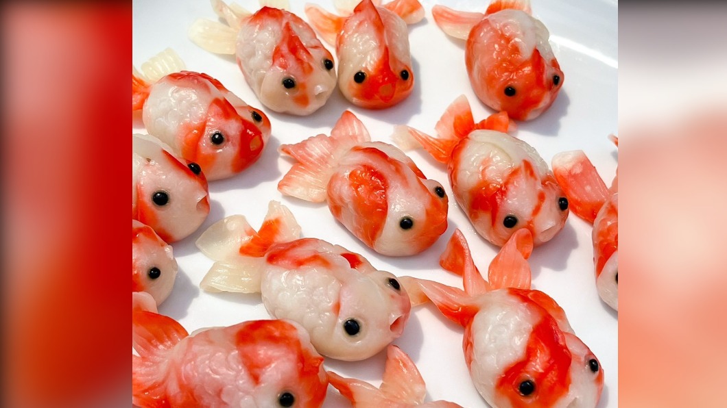 超逼真的錦鯉造型蝦餃。（圖／翻攝自Minmin Chang臉書）
