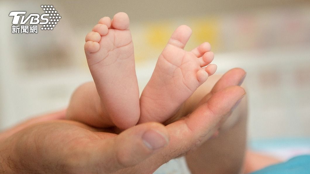 8月1日起第一胎育兒津貼提高至5000元。（示意圖／shutterstock 達志影像）