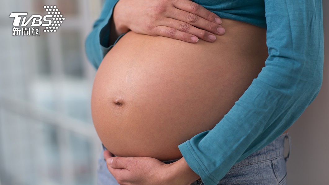 許多媽媽在懷孕時，總是不由自主地擔心寶寶的健康。（示意圖／shutterstock達志影像）