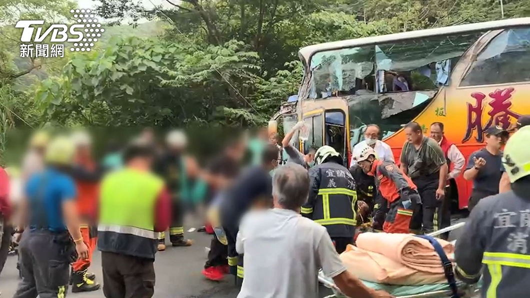 遊覽車行經蘇花公路撞上山壁釀成6死。（圖／TVBS資料畫面）