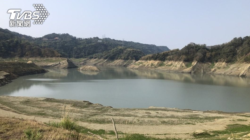 經濟部長王美花表示將在4月底前於鯉魚潭水庫附近鑽3口深井取水。（圖／中央社資料照）
